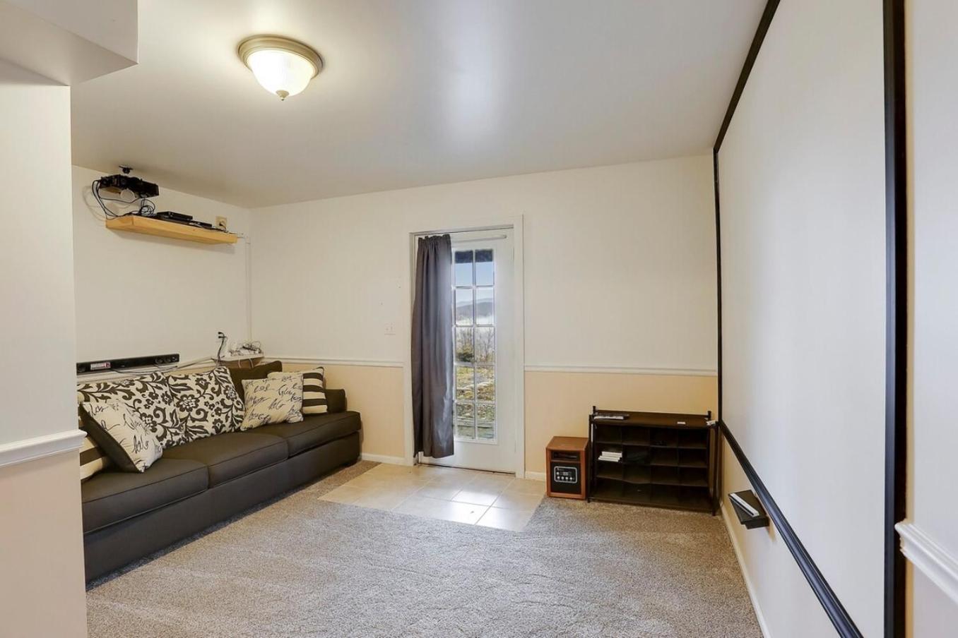 Very Close To Dt & Biltmore, Fire Pit, View Holiday home