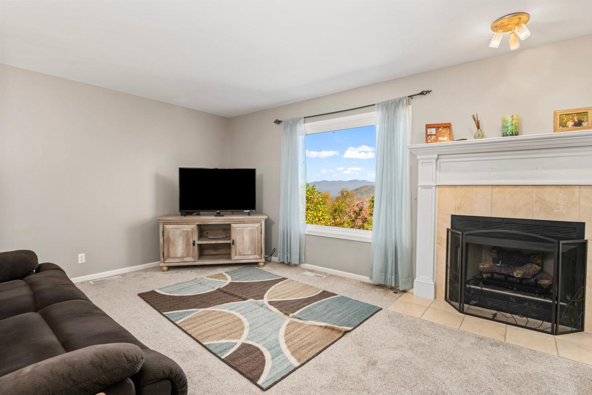 Very Close To Dt & Biltmore, Fire Pit, View Holiday home Asheville